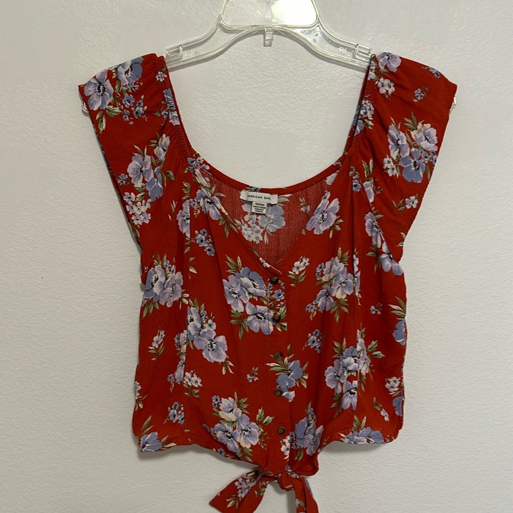 American Eagle button up floral shirt